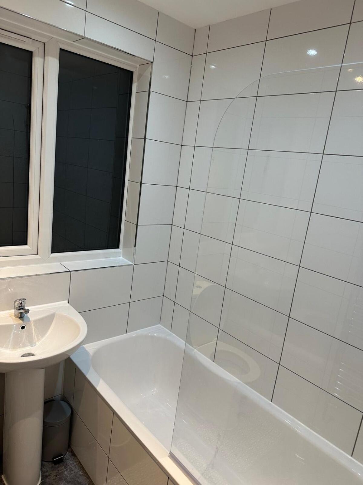 Spacious 3 Bedroom Maisonette In Greenford * Northolt (Greater London)